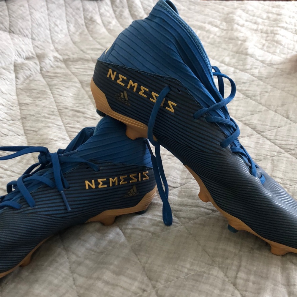 Adidas Nemesis Bue Soccer, Sz 11 US Mens